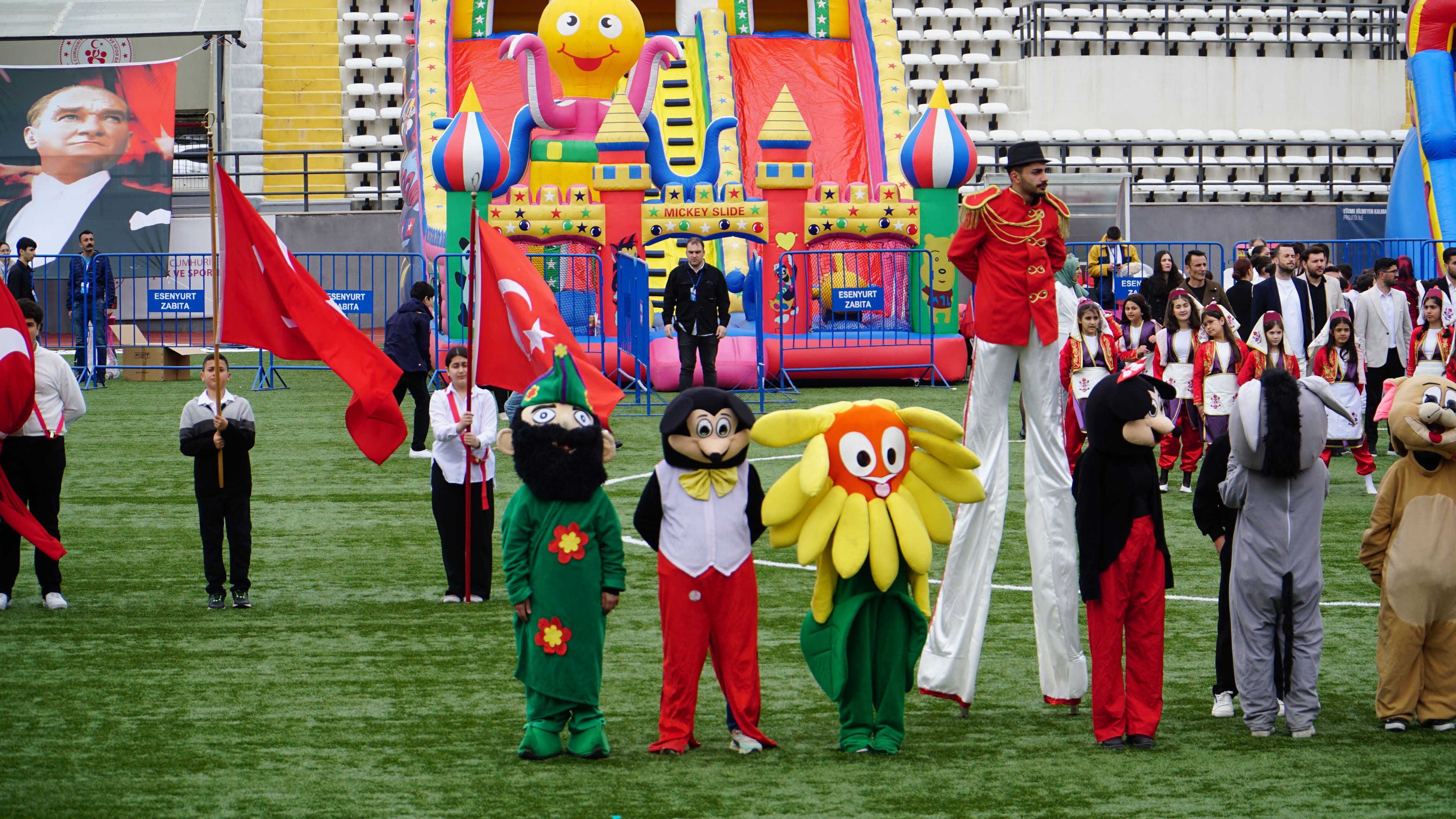 Maskot Gösterisi için etkinlik görseli
